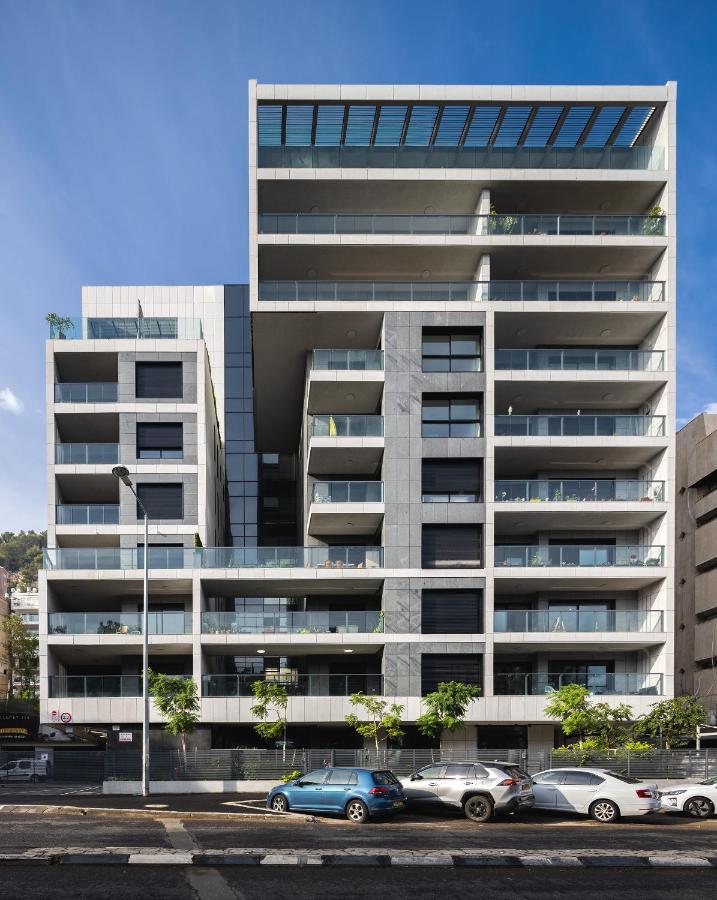Serene - Infinity Cview Pool - 4 Bedrooms Luxury Penthouse Haifa Exteriör bild