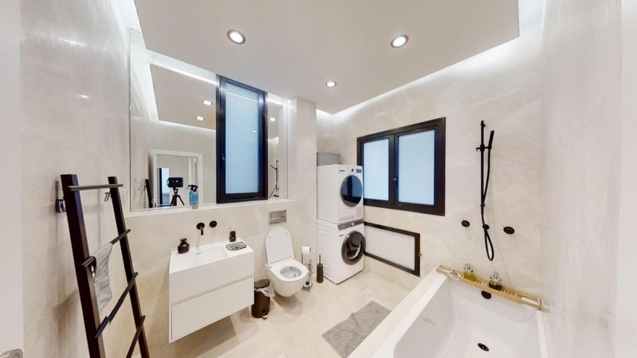 Serene - Infinity Cview Pool - 4 Bedrooms Luxury Penthouse Haifa Exteriör bild