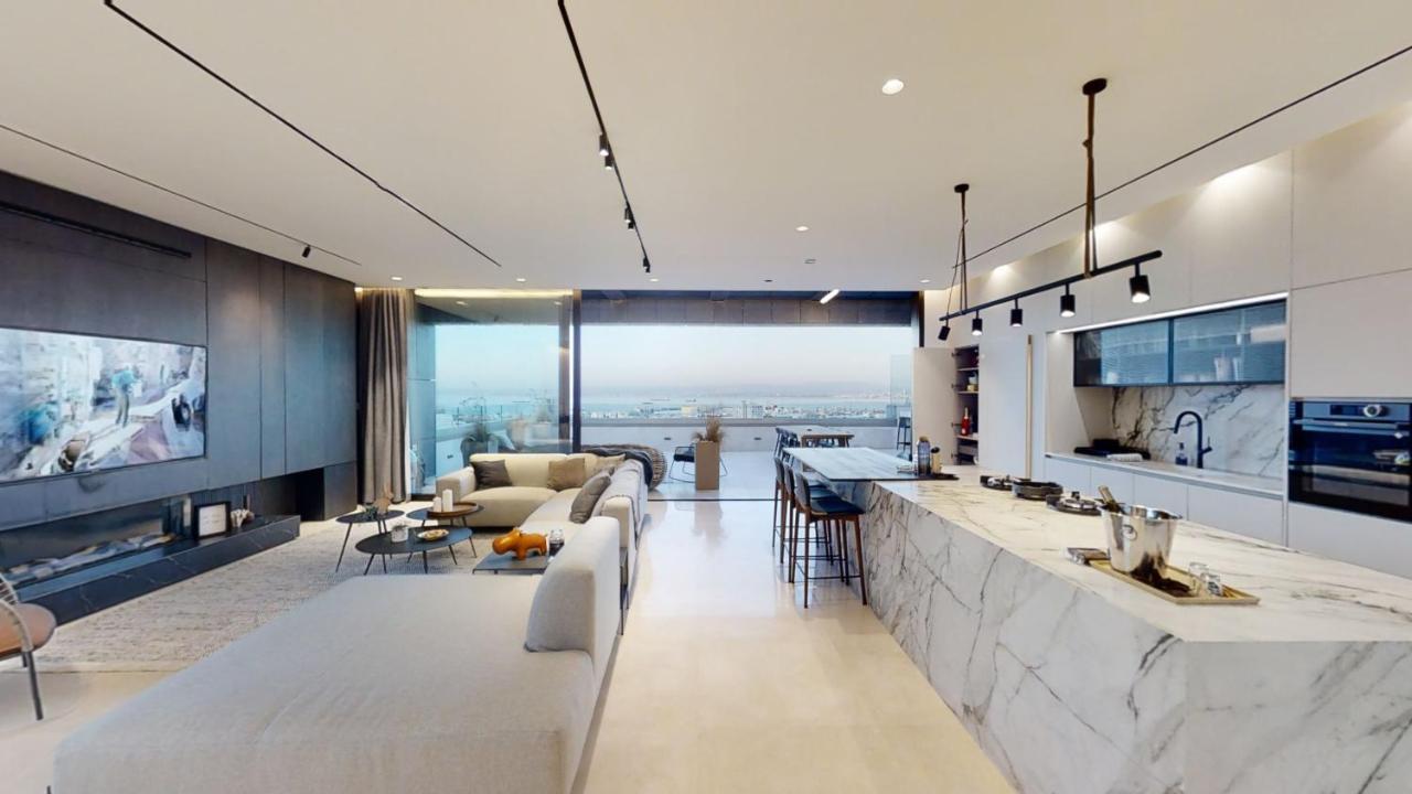 Serene - Infinity Cview Pool - 4 Bedrooms Luxury Penthouse Haifa Exteriör bild